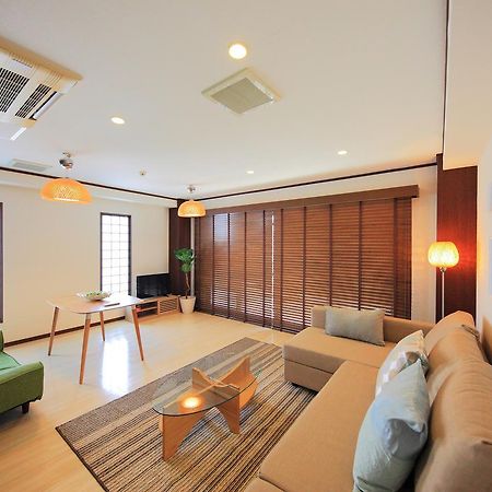 Grandouce Shinsaibashi-Higashi Apartment Osaka Ruang foto