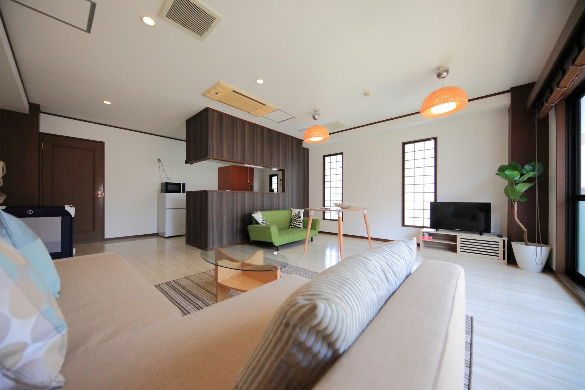 Grandouce Shinsaibashi-Higashi Apartment Osaka Bagian luar foto