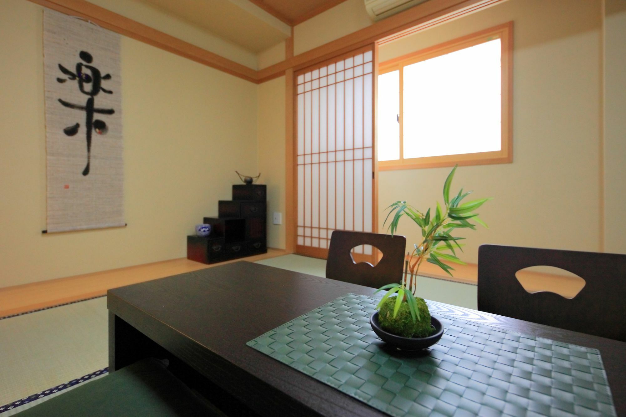 Grandouce Shinsaibashi-Higashi Apartment Osaka Bagian luar foto